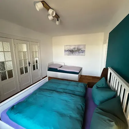 Altbauwohnung Am Wasser Apartment *