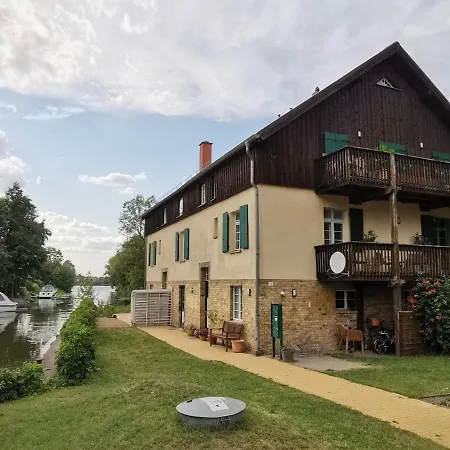 Altbauwohnung Am Wasser Brandenburg (Brandenburg an der Havel)