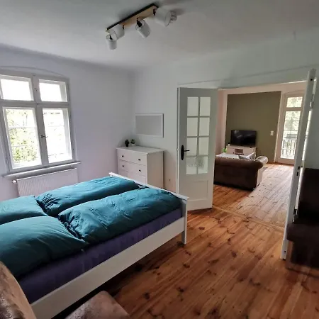 Altbauwohnung Am Wasser Apartment *